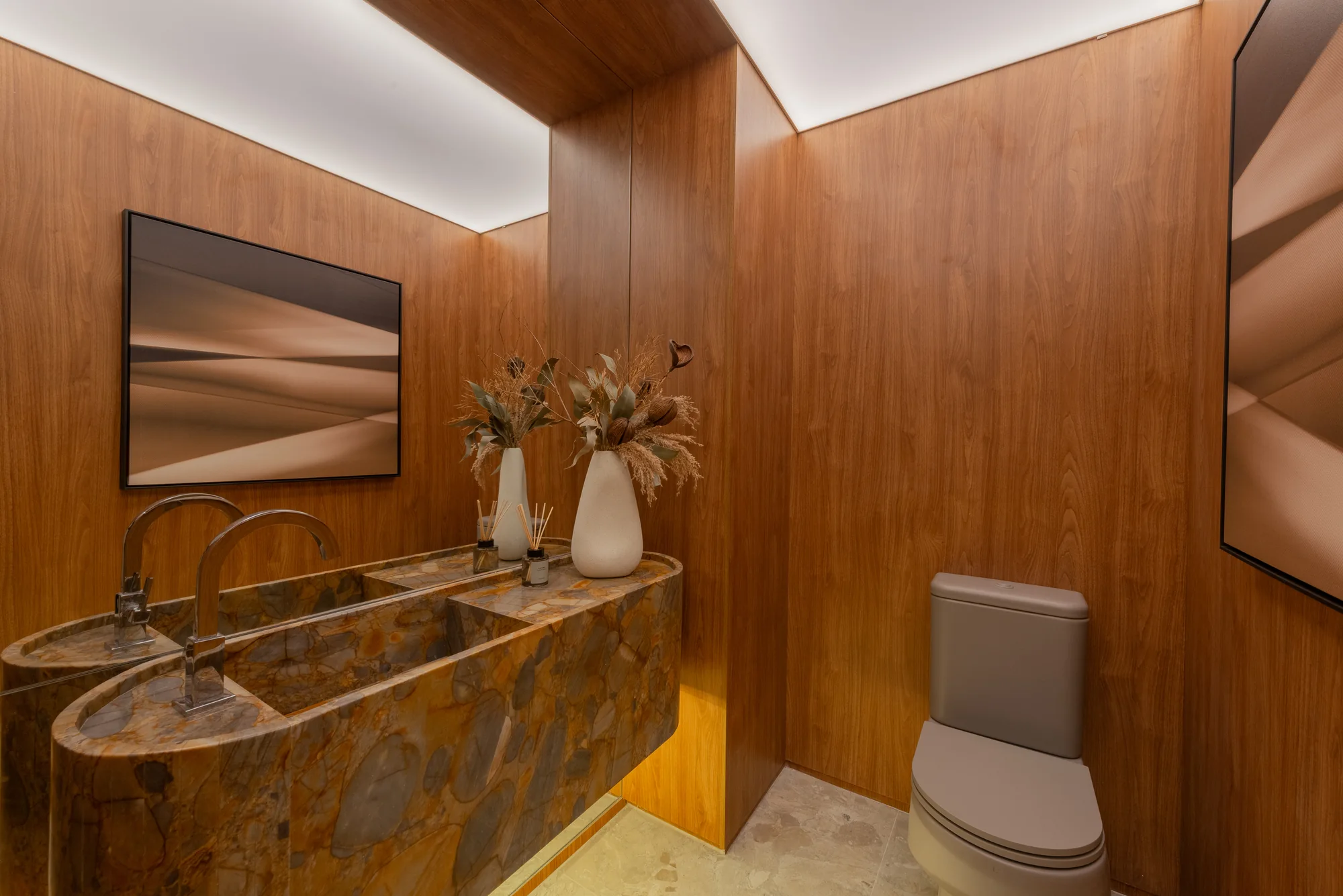 Lavabo - do apto 243m² (Foto do decorado)